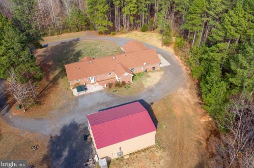 34156 Indiantown Rd, Locust Grove VA  22508-2221 exterior