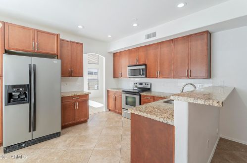 1323 Linda Ln, Gilbert AZ 85234-4109 exterior