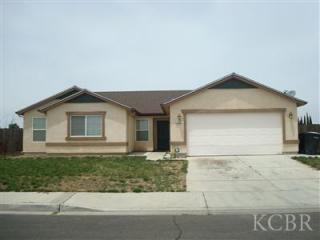 1224 Manor Ave, Hanford, CA 93230-5582