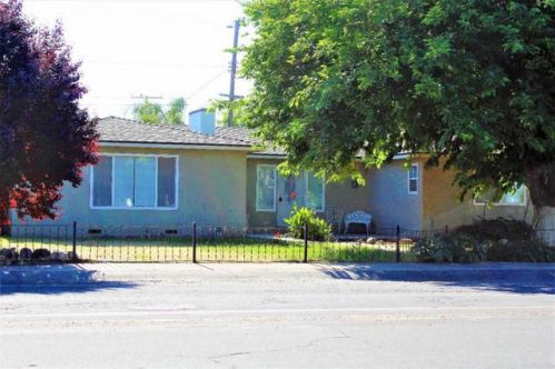 501 F St, Exeter, CA 93221-1188