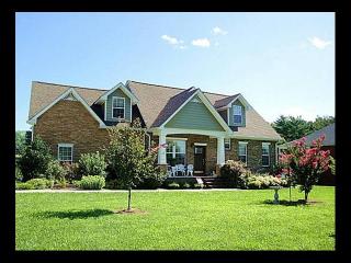 607 Sherman Dr, Cookeville, TN 38506-5988