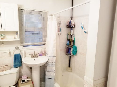 125 Oak St, Union City NJ  07086-5610 exterior