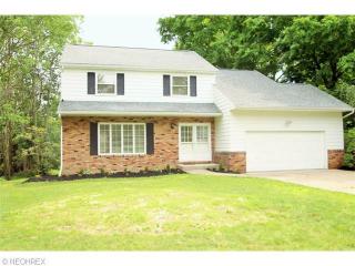 865 Hametown Rd, Akron, OH 44321-1519