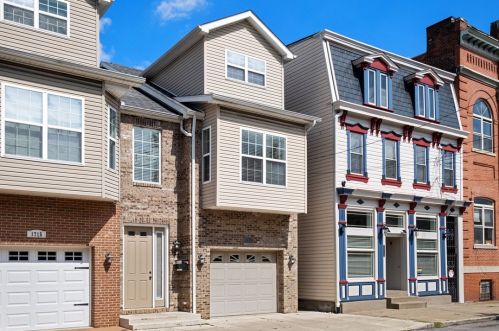1717 Jane St, Pittsburgh, PA 15203-1811