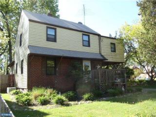 330 Evergreen Ave, West Deptford, NJ 08096-2748