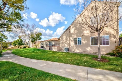 2808 Whitewood Ct, Fullerton, CA 92835-2328