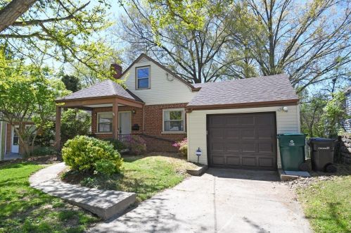 1287 Brushwood Ave, Cincinnati, OH 45224-1186