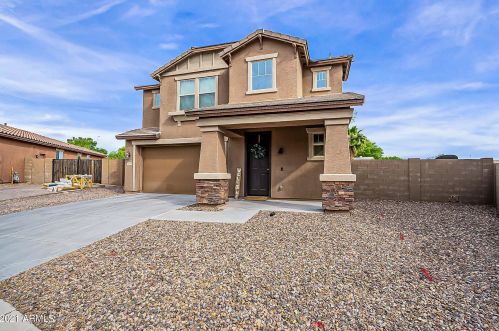 6749 Elmwood St, Mesa, AZ 85205-6078