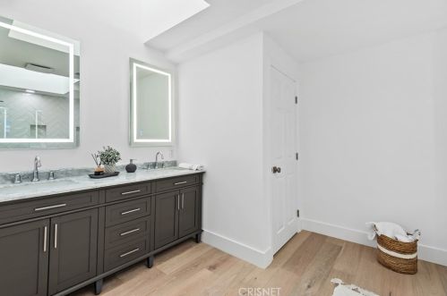 4455 Park Alisal, Calabasas CA  91302-1757 exterior