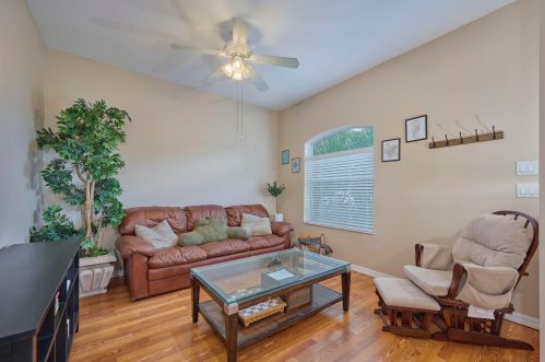 4627 Paladin Cir, Vero Beach, FL 32967-6181