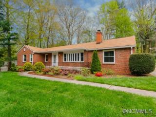 25 Oak Forest Dr, Asheville, NC 28803-3333