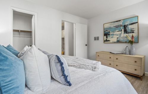 1091 Tekman Dr, San Jose CA  95122-4211 exterior