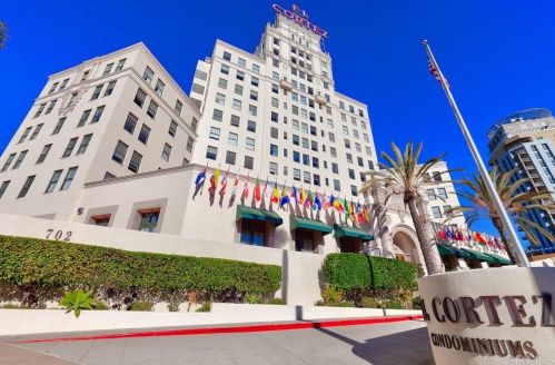 702 Ash St, San Diego CA 92101-3228 exterior