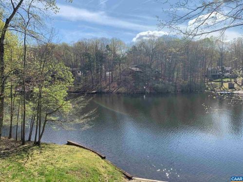 61 Ponderosa Ln, Bybee VA  22963-2405 exterior