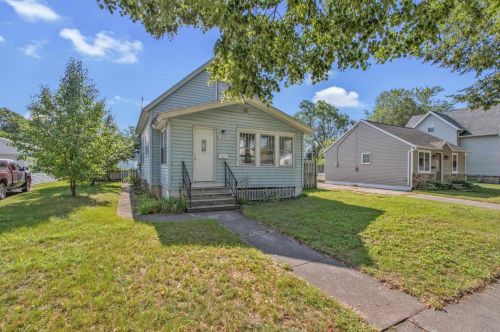 1004 Shea Ave, Green Bay, WI 54303-3810