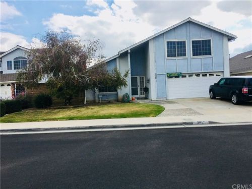 286 Valverde Ave, Brea, CA 92821-5958