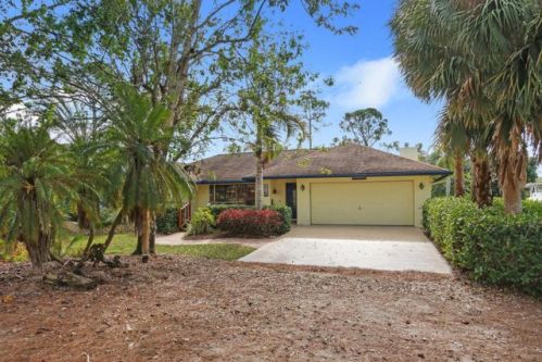 16318 Edinburgh Dr, Town Of Loxahatchee Groves, FL 33470-3722
