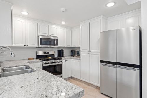 3633 Ganado Way, Modesto CA  95356-0309 exterior