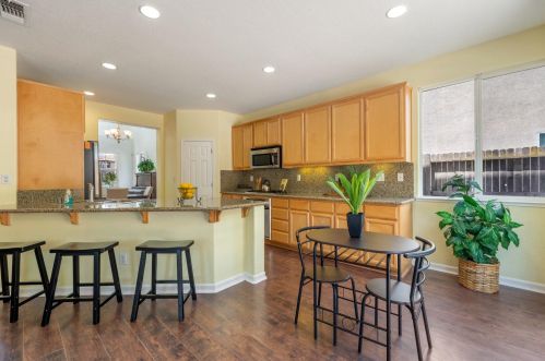 1015 Lucio St, Manteca CA  95336 exterior