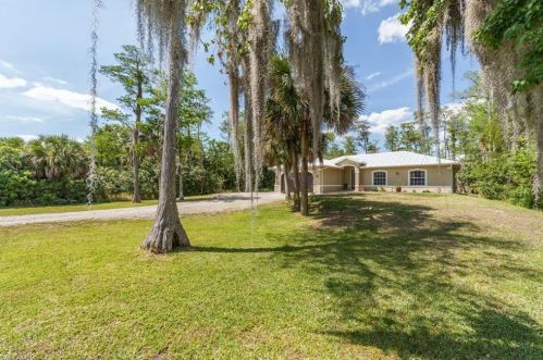 291 35th Ave, Naples, FL 34120-1875