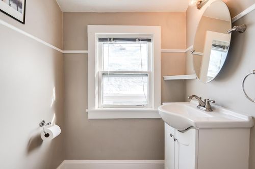 882 Bayard Ave, Saint Paul MN 55102-4002 exterior