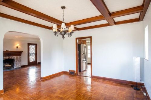 6341 Hamilton Ave, Cincinnati OH 45224-2011 exterior