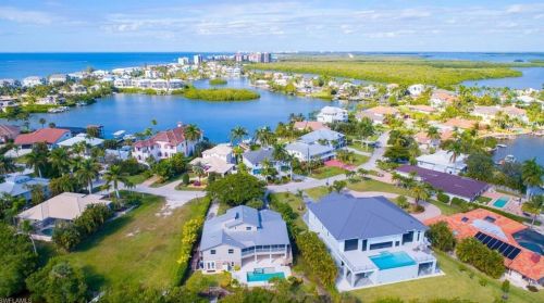 26905 Mclaughlin Blvd, Bonita Springs, FL 34134-3814