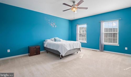 7366 Brunson Cir, Gainesville VA 20155 exterior