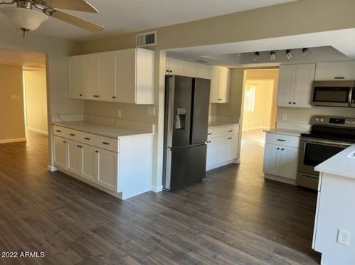 14246 41st Ave, Phoenix AZ 85009-1255 exterior