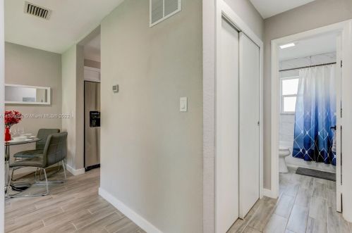 262 12th St, Delray Beach FL  33444-2916 exterior