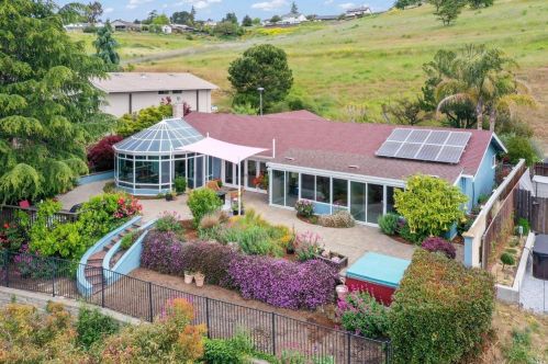 214 Chadwick Way, Benicia, CA 94510-1909