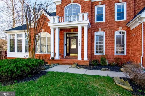7833 Gambrill Woods Way, Springfield, VA 22153-2260