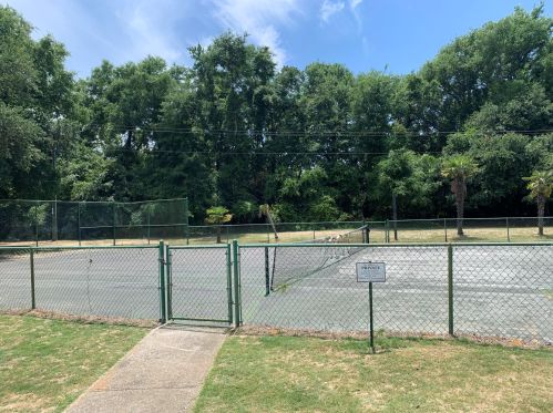 278 Alexandra Dr, Mount Pleasant SC  29464-2865 exterior