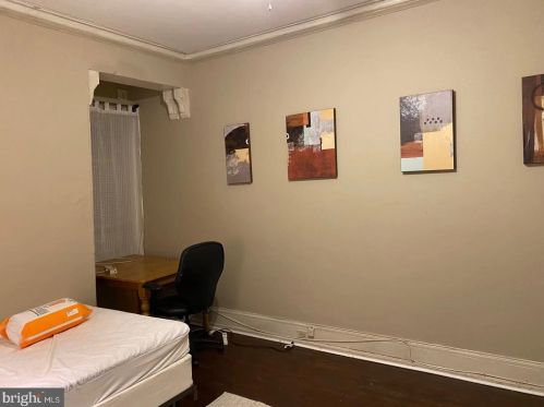 322 42 St, Philadelphia PA 19104-4062 exterior