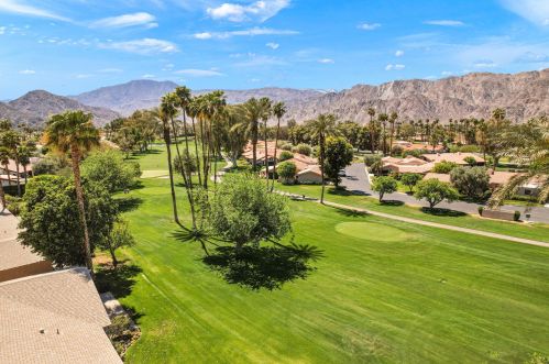 49131 Washington St, La Quinta CA  92253-2214 exterior