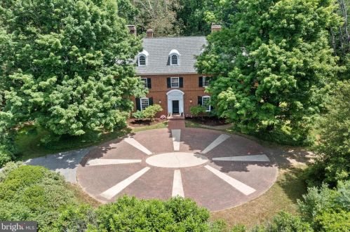 1000 Hickory Hill Rd, Chadds Ford, PA 19317-9315