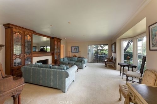 3934 Ann Arbor Rd, Lakewood, CA 90712-3815