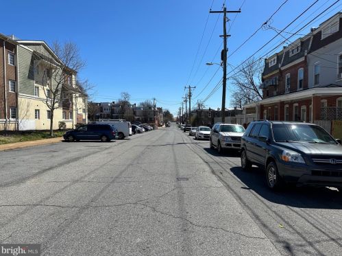 1614 5th St, Wilmington, DE 19805-3131