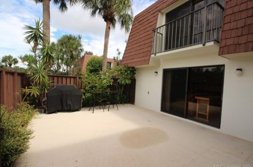 3023 Sunset Trace Cir, Palm City, FL 34990-2639