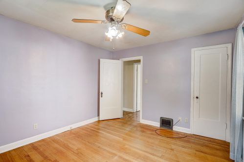 3647 92, Milwaukee WI 53228-1543 exterior