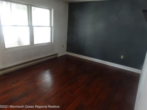 732 Palm Beach Dr, Lacey NJ  08731-4906 exterior