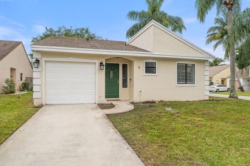 9 Whitehall Way, Boynton Beach, FL 33436-6711