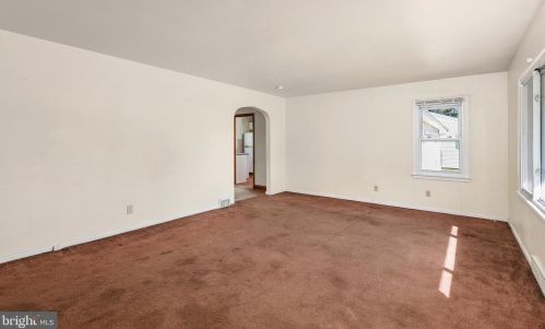 738 Rosetree Ln, Seaford, DE 19973-1310