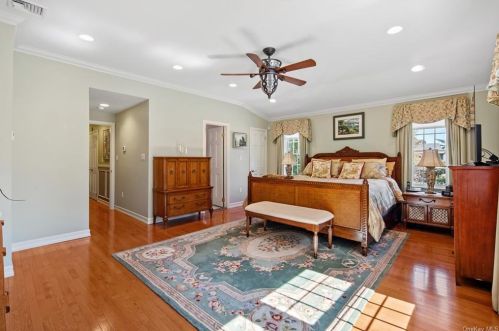 898 North St, White Plains NY  10605-4436 exterior