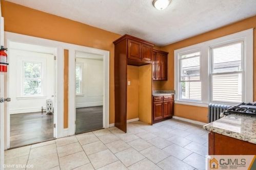 62 Prospect Ave, Irvington NJ  07111-1813 exterior