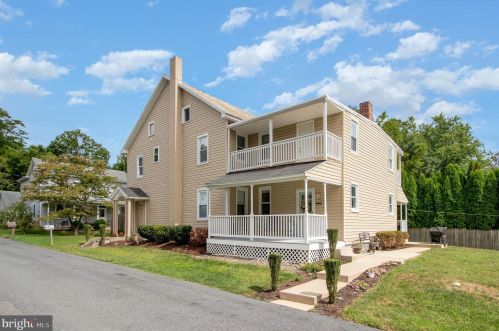2527 Chestnut St, Navy Sup Dpt, PA 17055-5860