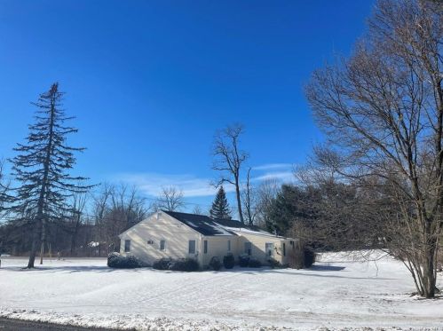 205 Titusville Rd, Poughkeepsie NY  12603-3270 exterior