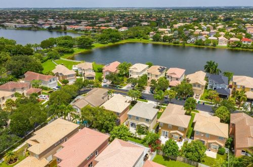 15042 20th St, Hollywood FL  33027-4363 exterior
