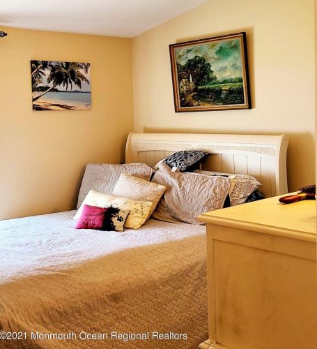 1009 Inland Rd, Lacey NJ  08731-5209 exterior