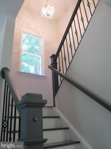 61 Lee St, Montross VA  22520-2776 exterior